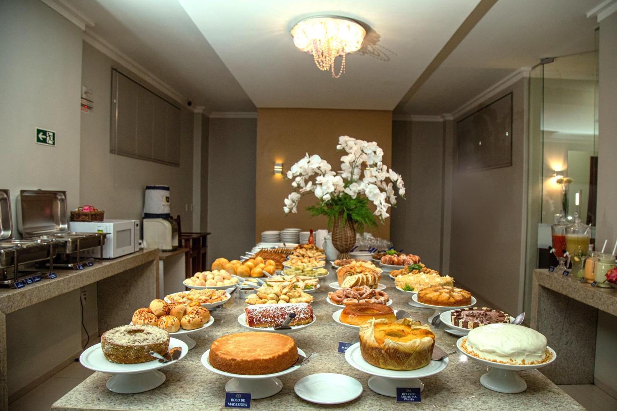 Dallas Premium Hotel 3*